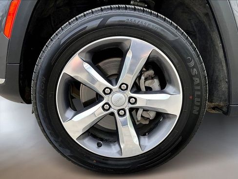 Used 2021 Jeep Grand Cherokee L Limited image 32