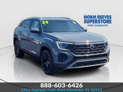 Used 2024 Volkswagen Atlas Cross Sport SE w/ Panoramic Sunroof Package