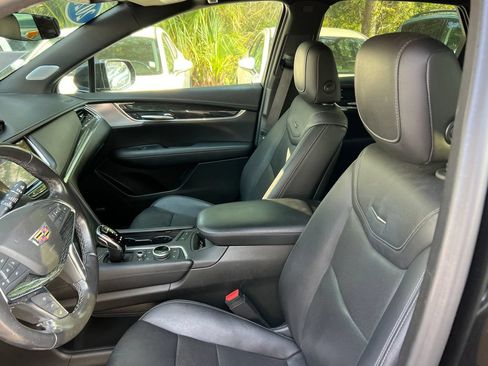 Used 2020 Cadillac XT5 Premium Luxury AWD/4WD image 5