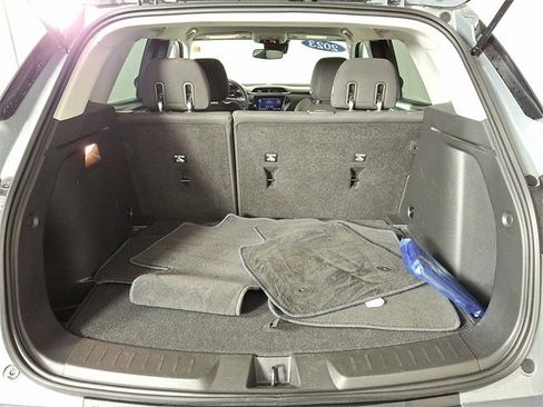 Used 2023 Chevrolet TrailBlazer LT w/ Convenience Package image 28
