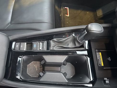 Used 2023 Honda Accord Touring image 10