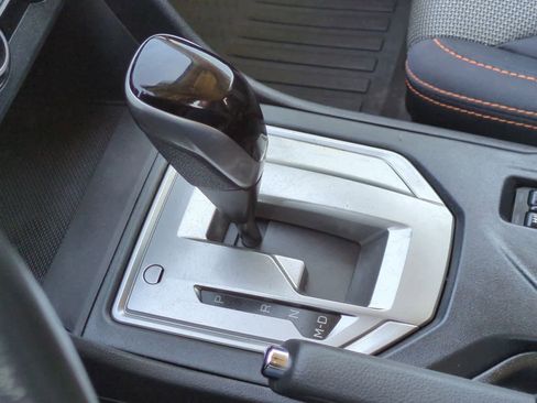 Used 2020 Subaru Crosstrek 2.0i Premium image 31