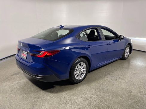 Certified 2025 Toyota Camry LE image 3