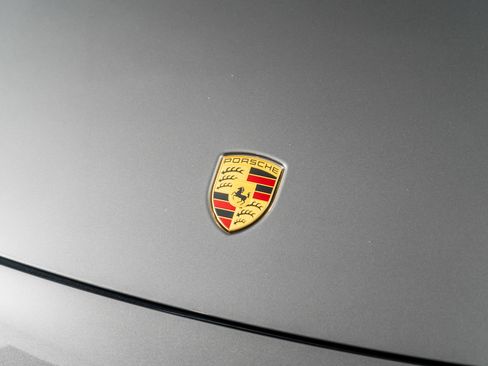 Used 2022 Porsche 911 Turbo S image 25