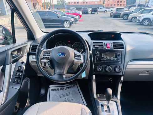 Used 2014 Subaru Forester 2.5i Premium w/ All-Weather Package AWD/4WD image 10