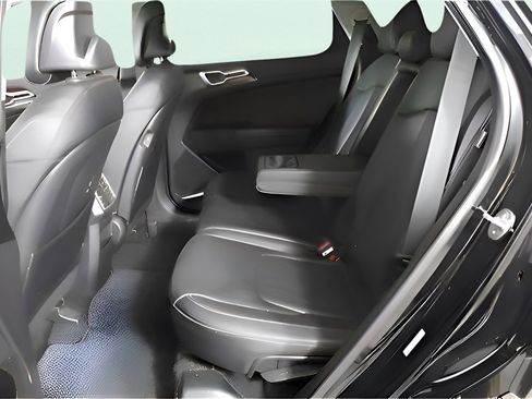 Certified 2024 Kia Sportage EX image 20