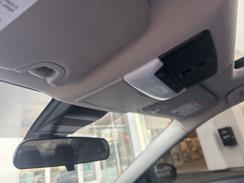 Used 2022 Nissan Altima 2.5 SR w/ Midnight Edition Package image 42