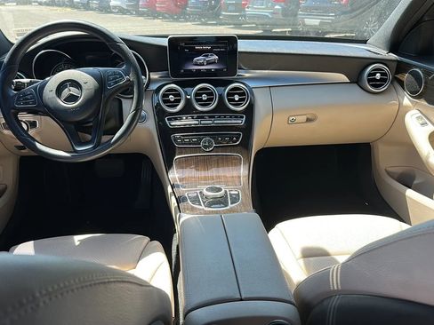 Used 2018 Mercedes-Benz C 300 Sedan image 10