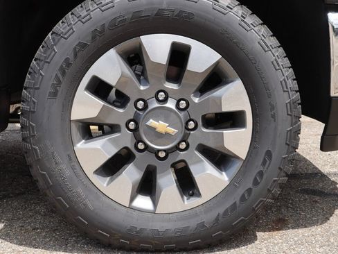 New 2026 Chevrolet Silverado 3500 LT AWD/4WD image 6