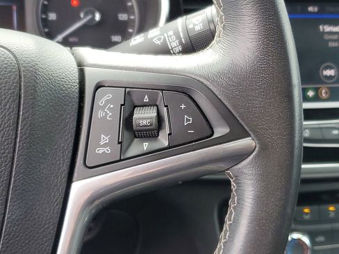 Used 2022 Buick Encore Preferred w/ Safety Package image 16