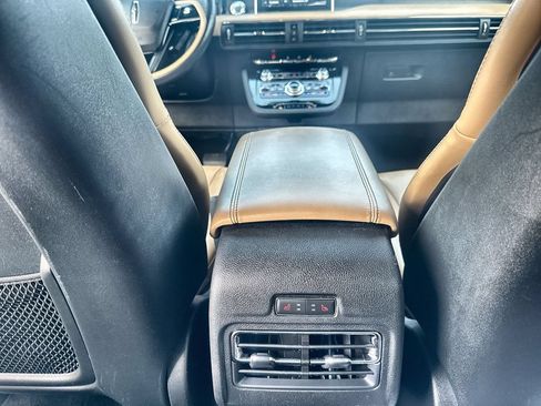 Used 2022 Lincoln Corsair Reserve w/ Equipment Group 201A AWD/4WD image 20