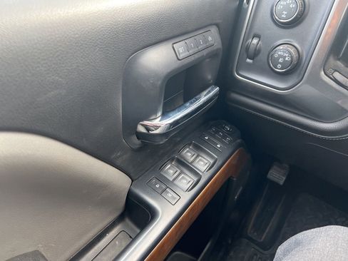 Certified 2015 Chevrolet Silverado 1500 LTZ AWD/4WD image 12