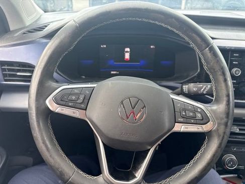 Used 2023 Volkswagen Taos SE w/ Black Wheel Package FWD image 20