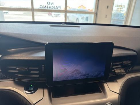 Used 2021 Ford Explorer XLT w/ Class III Trailer Tow Package image 44