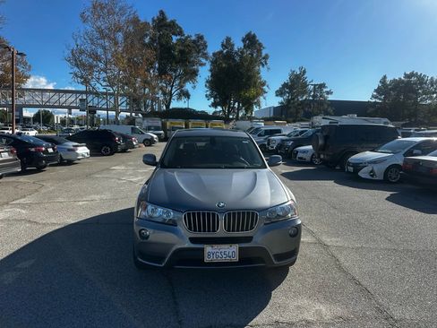 Used 2012 BMW X3 xDrive28i image 3