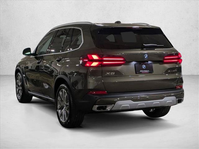Used 2026 BMW X5 xDrive50e w/ Executive Package AWD/4WD image 8