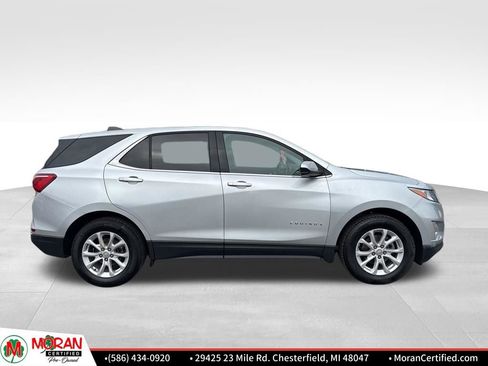 Used 2020 Chevrolet Equinox LT w/ Driver Convenience Package image 6