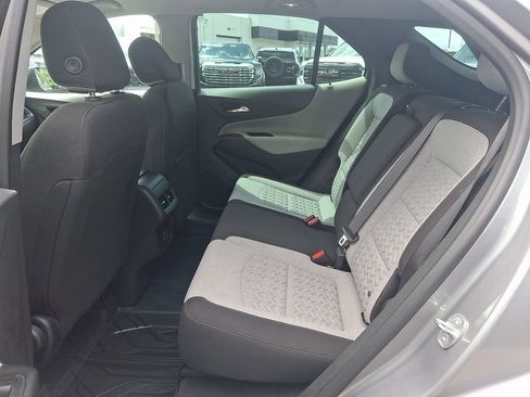 Certified 2023 Chevrolet Equinox LS AWD/4WD image 10