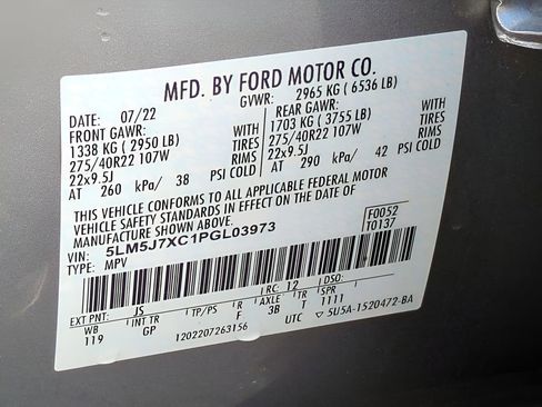 Used 2023 Lincoln Aviator Reserve w/ Equipment Group 201A image 32