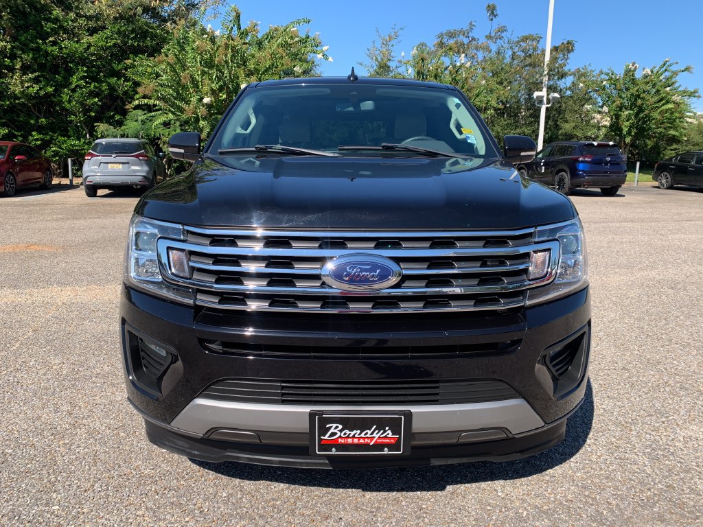 Used 2020 Ford Expedition XLT w/ Equipment Group 202A RWD image 4