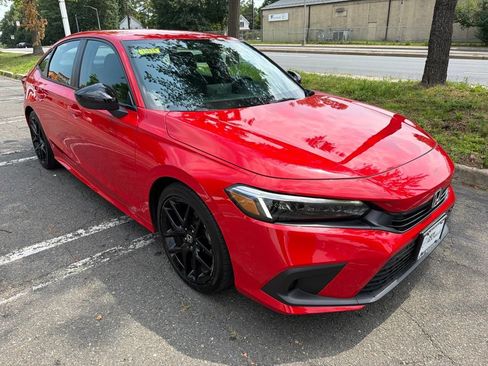 Used 2023 Honda Civic Sport image 4