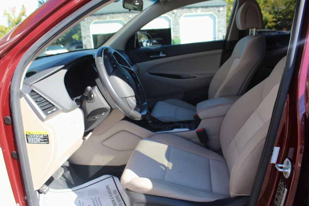Used 2017 Hyundai Tucson Sport AWD/4WD image 26