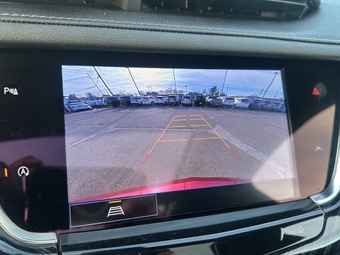 Used 2023 Cadillac XT6 Premium Luxury image 39