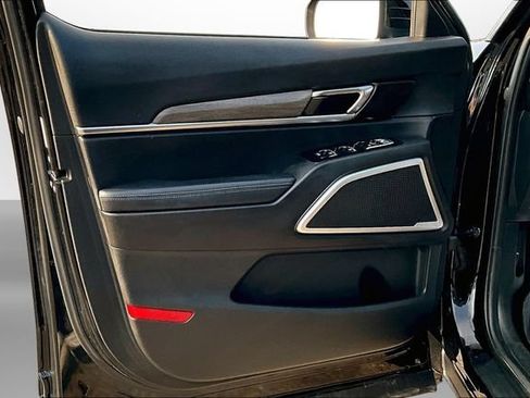 Used 2021 Kia Telluride EX w/ EX Premium Package AWD/4WD image 23