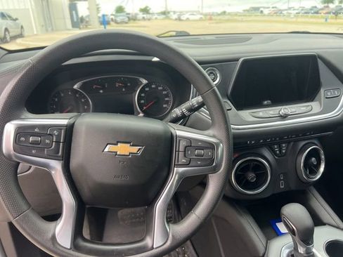 Used 2022 Chevrolet Blazer LT image 8