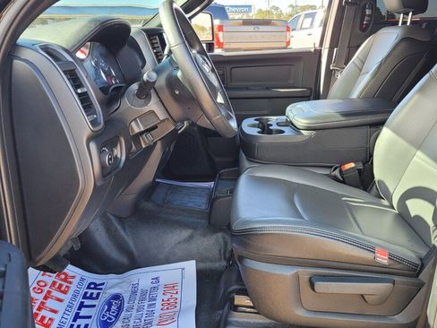 Used 2025 RAM 3500 Tradesman w/ Chrome Appearance Group image 5