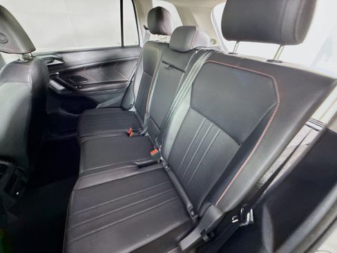 Used 2024 Volkswagen Tiguan Wolfsburg Edition AWD/4WD image 28