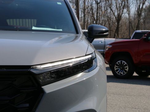 Used 2024 Honda CR-V Sport Touring image 13