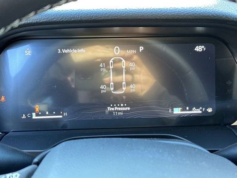 New 2025 Jeep Grand Cherokee L Laredo image 24