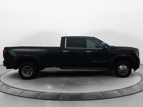 Used 2022 GMC Sierra 3500 Denali w/ Denali Ultimate Package AWD/4WD image 6