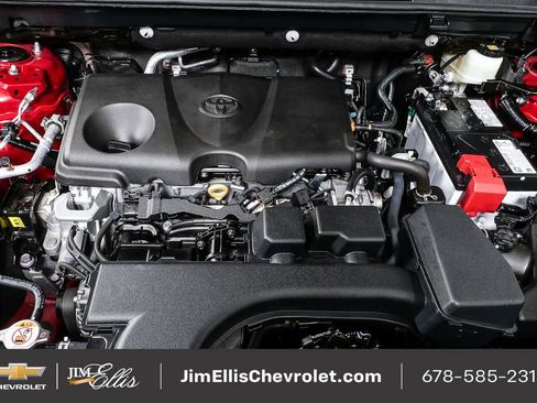 Used 2025 Toyota RAV4 LE image 33