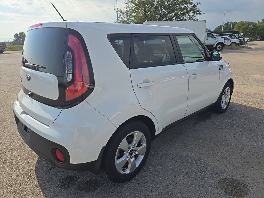 Used 2017 Kia Soul w/ Convenience Package FWD image 7