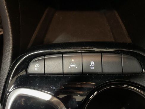 Used 2024 Buick Encore GX Sport Touring w/ Comfort Package FWD image 32