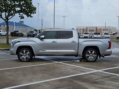 Used 2026 Toyota Tundra Capstone AWD/4WD image 9