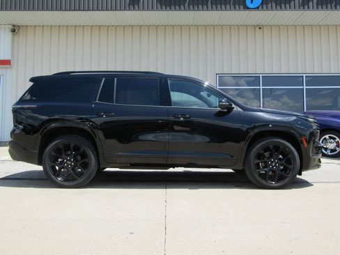 New 2026 Chevrolet Traverse RS AWD/4WD image 2