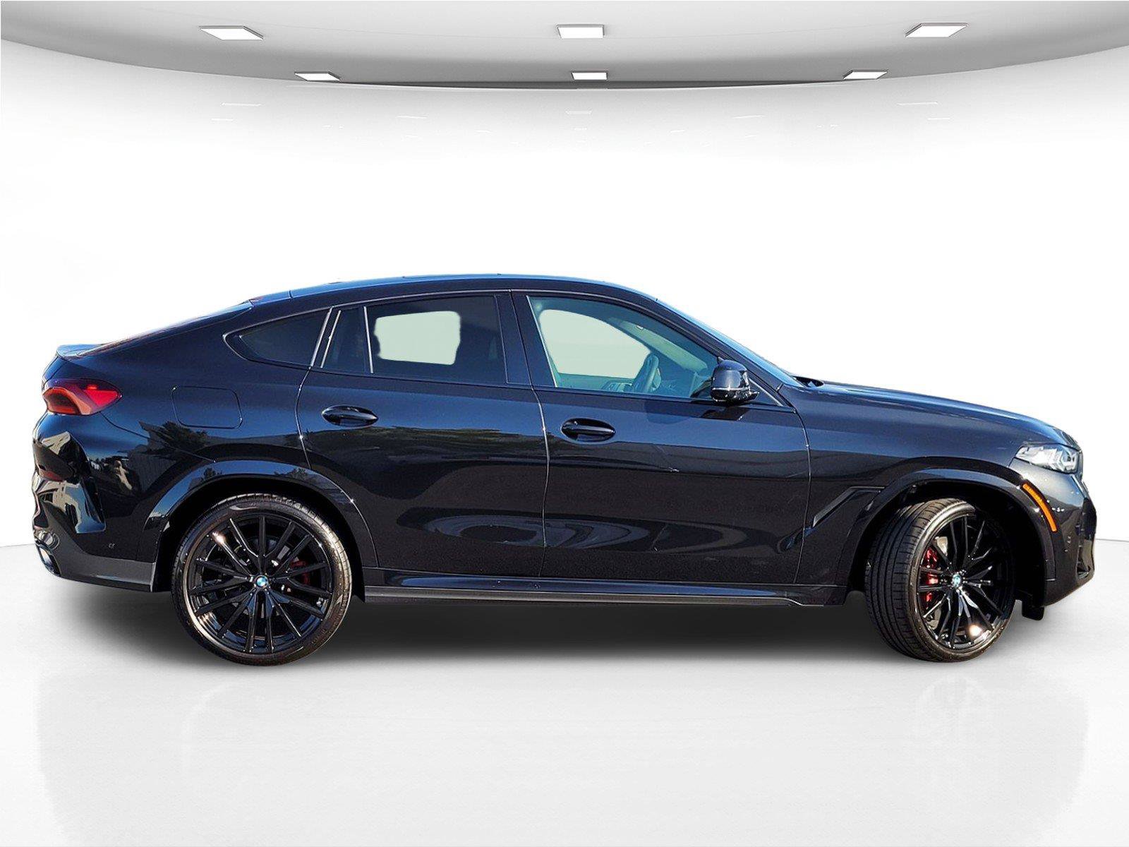 Used 2025 BMW X6 xDrive40i w/ Premium Package AWD/4WD image 5