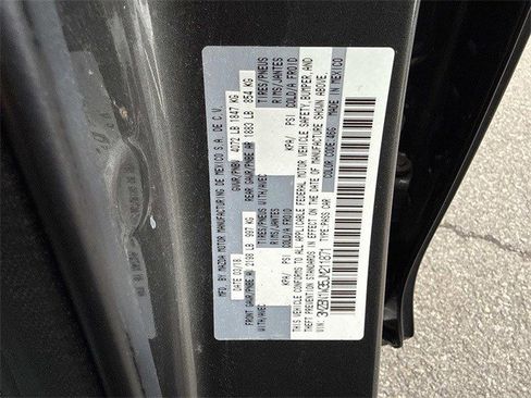 Used 2018 MAZDA MAZDA3 Grand Touring image 28