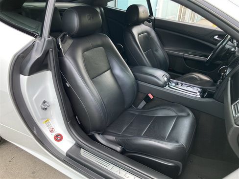 Used 2013 Jaguar XKR R RWD image 16