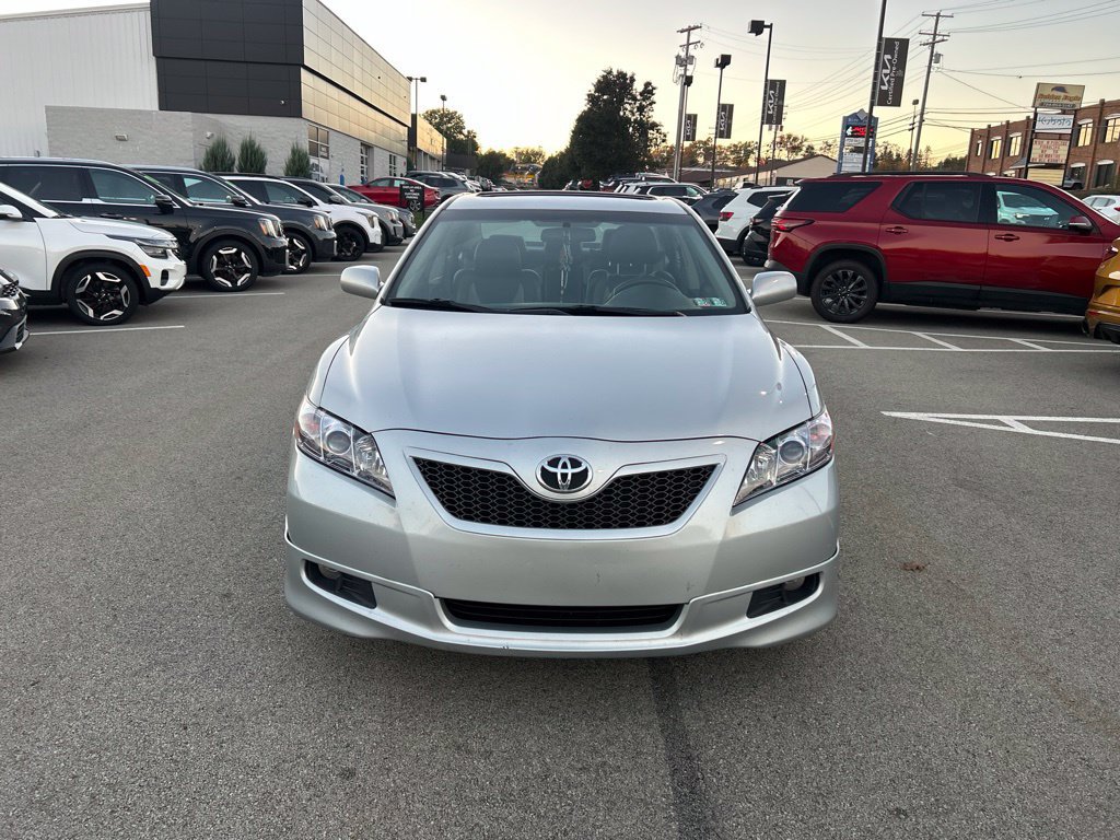 Used 2007 Toyota Camry SE FWD image 2