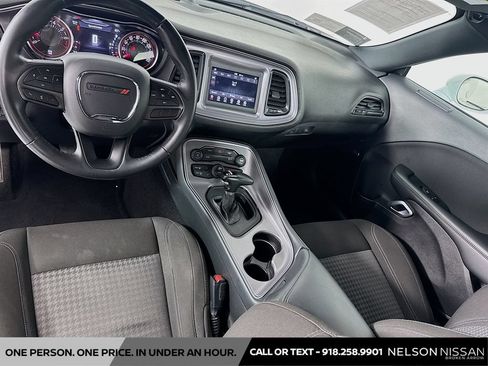 Used 2023 Dodge Challenger SXT RWD image 21