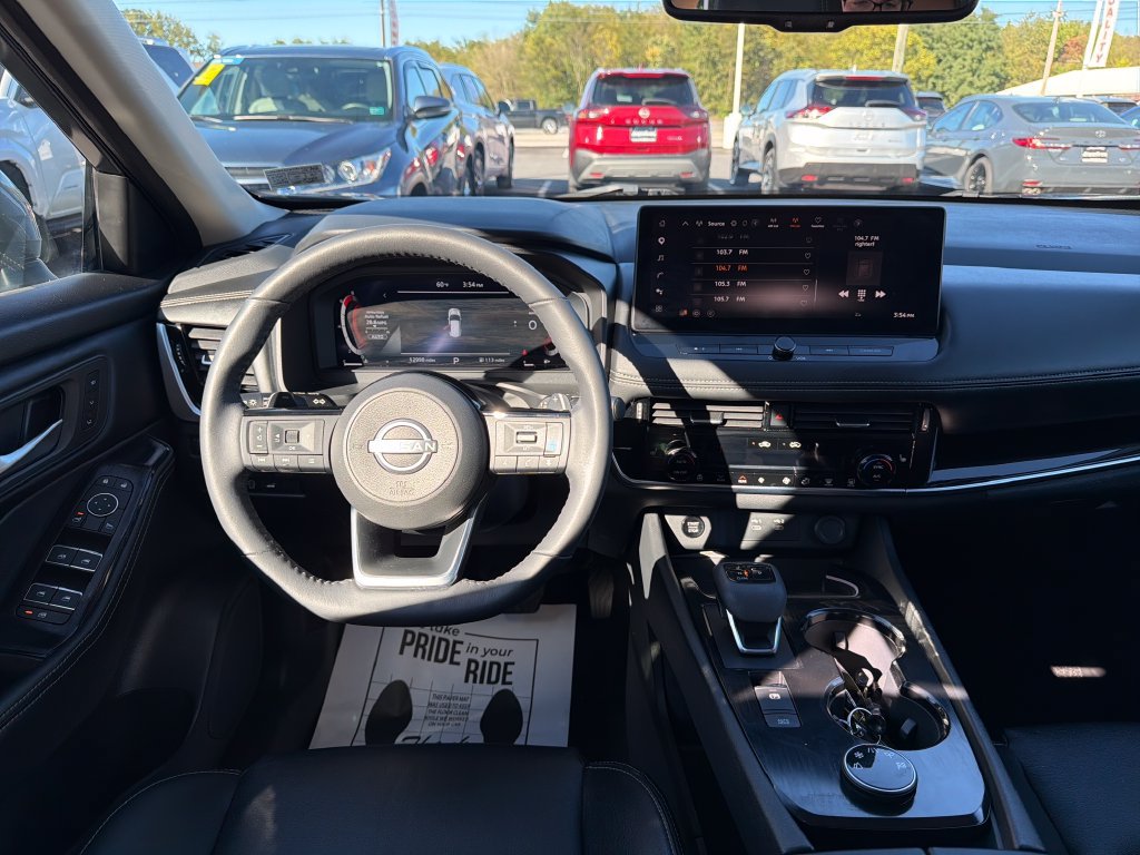 Used 2024 Nissan Rogue SL w/ SL Premium Package AWD/4WD image 18