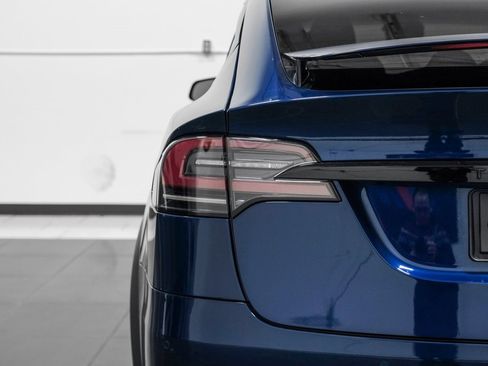 Used 2022 Tesla Model X image 56