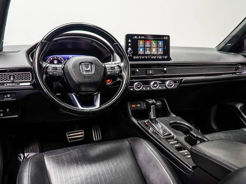 Used 2022 Honda Civic Sport Touring image 5