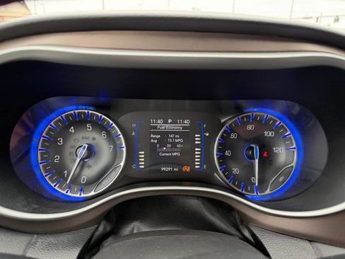 Used 2021 Chrysler Voyager Lxi image 22