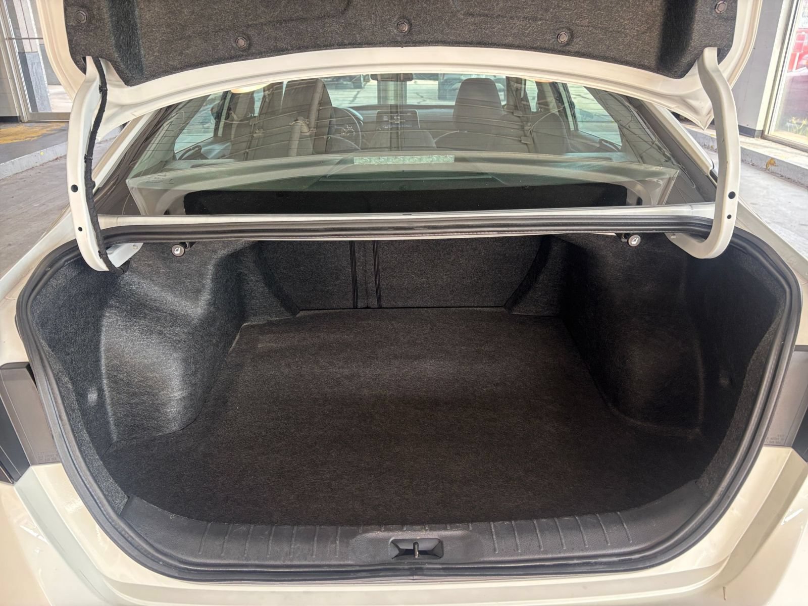 Used 2026 Nissan Altima 2.5 SV FWD image 30