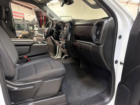 Used 2024 Chevrolet Silverado 2500 Custom w/ Custom Value Package AWD/4WD image 36